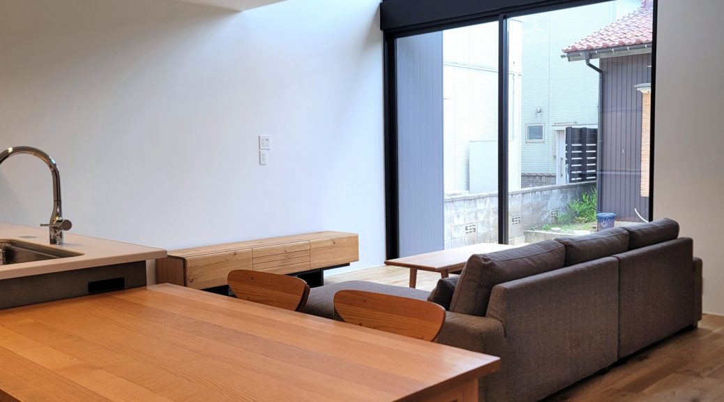 レンタル家具　おしゃれ　富山　無垢材　ミヤモト家具　完成見学会